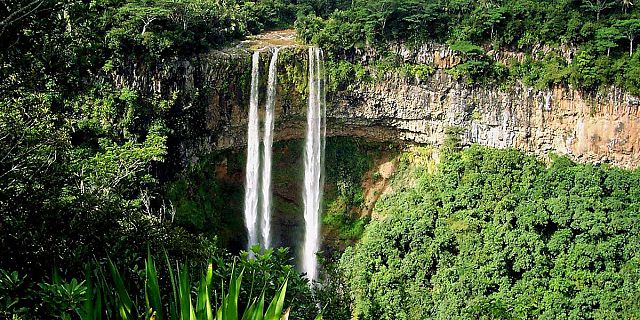 Chamarel waterfalls cascade mauritius mauirce (1)